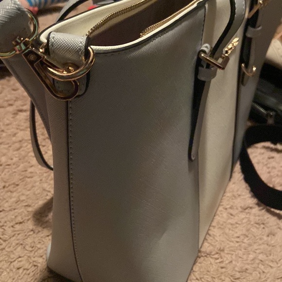 Flora & Co bag - Picture 4 of 4